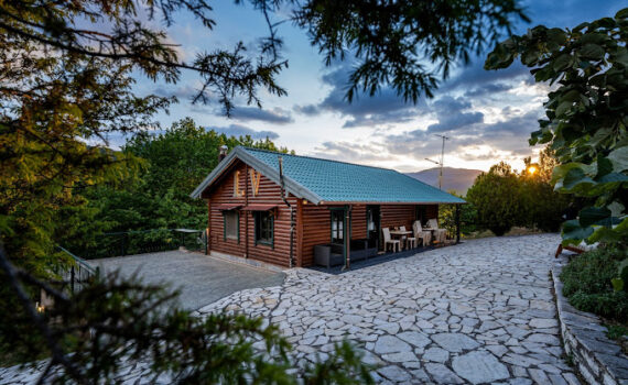 Ξύλινα Σπίτια ΣΕΛΗΝΑΣ ΑΒΕΕ